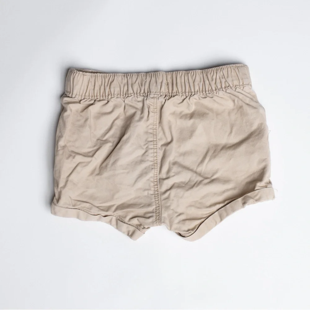 🍒FREE w/ ANY Bundle! Old Navy khaki shorts